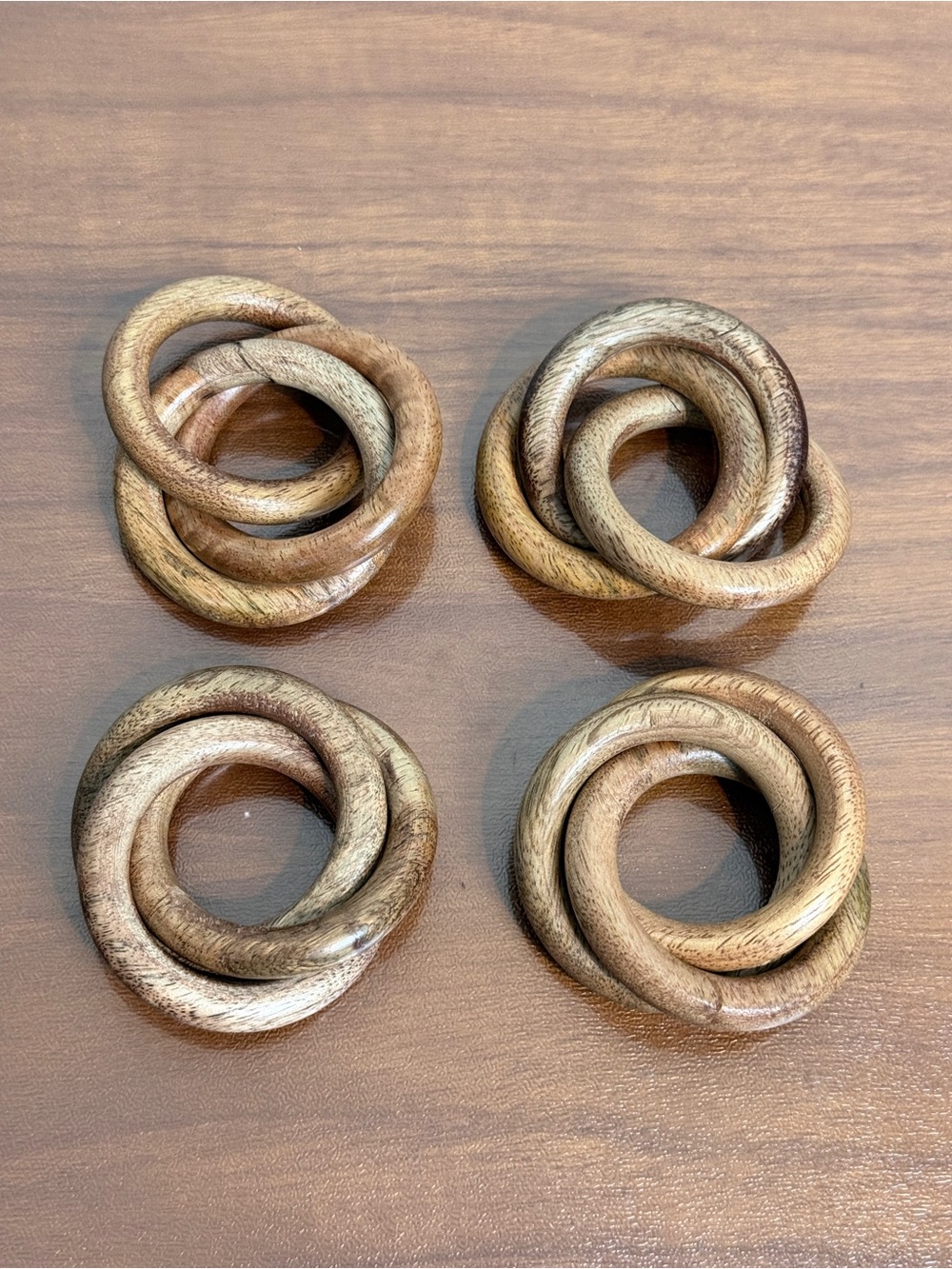 Set of 4 Beech Wood Interlocking Napkin Rings